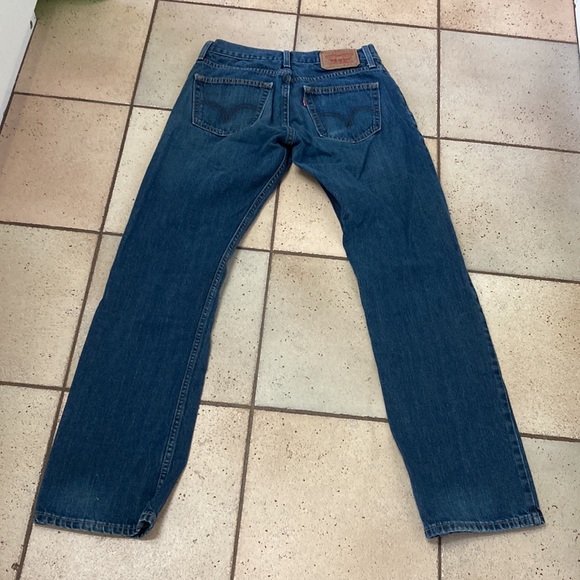 Slim straight Levi’s in good used condition,size 30/32 - Picture 4 of 9